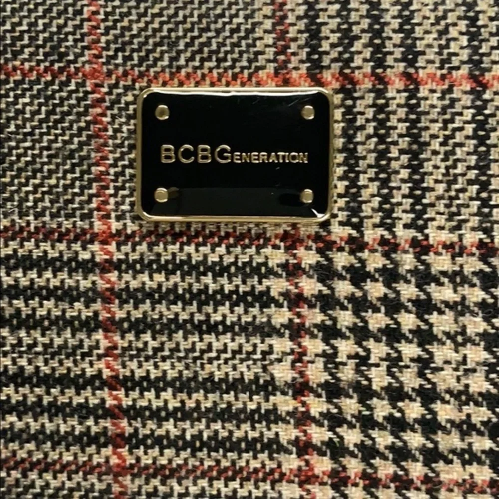 NWT BCBG Plaid Wallet
